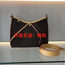 钢扣凯瑞奥包包carryall牛角法棍包老花邮差枕头包托特时尚女包