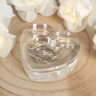 Acrylic Transparent Personalized Love Heart Shape Wedding Ring Collection Magnetic Suction Box Handmade Crystal Jewelry Gift Box