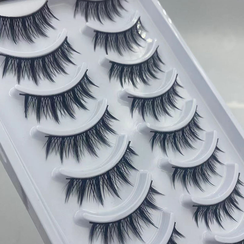 Diez pares de ropa 046 # natural grueso pequeño diablo dibujos animados Barbie pestañas linda chica maquillaje luz maquillaje europeo y americano pestañas falsas diarias