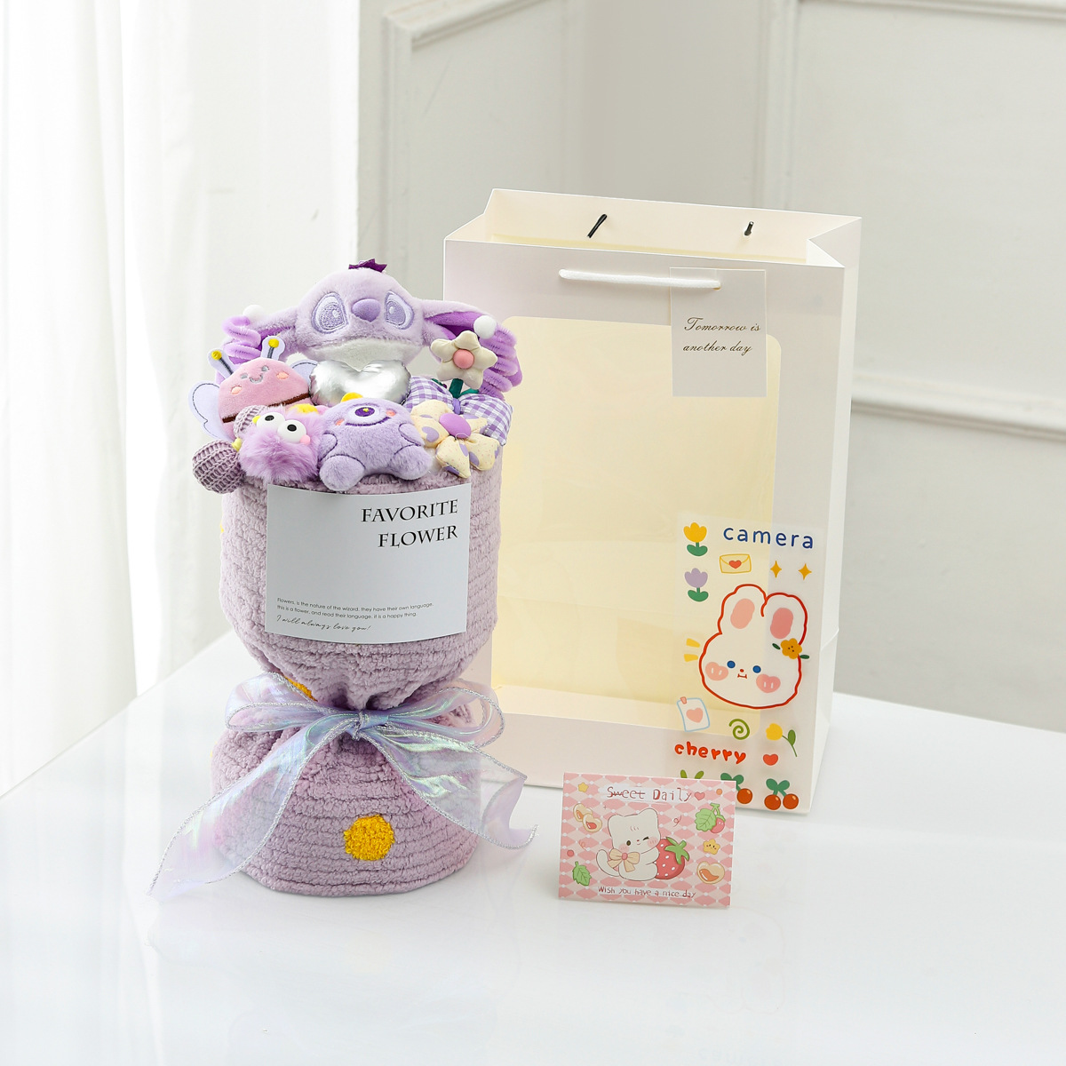 보라색 뻣뻣한 샤넬 꽃다발