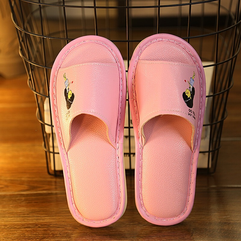 Wholesale Spring and Autumn Non-Slip Slippers, Summer Breathable Couple's Cotton and Linen Slippers, Men's and Women's Leather Slippers, Factory Direct Sales Wholesale Spring and Autumn Non-Slip Slippers, Summer Breathable Couple's Cotton and Linen Slippers, Men's and Women's Leather Slippers, Factory Direct Sales
