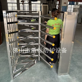 盾标防护定制景区入口单向旋转成品辊闸门张家界带底板可移动转闸