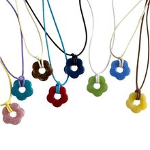 Dopamine Acrylic Flower Pendant Necklace Hollowed-Out Flower