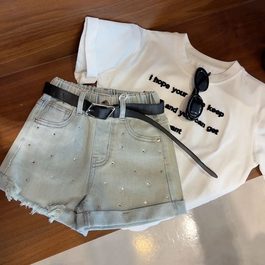 Niñas pantalones de verano jeans 2026 niños pantalones de estilo coreano para mujeres Baoyang con diamantes pantalones calientes de verano para niñas