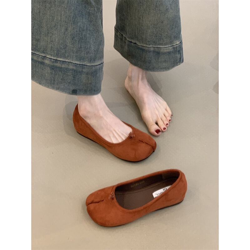 Women's 2025 New Style French Elegant Suede Split-Toe Loafers with Hidden Height Increase Women's 2025 New Style French Elegant Suede Split-Toe Loafers with Hidden Height Increase