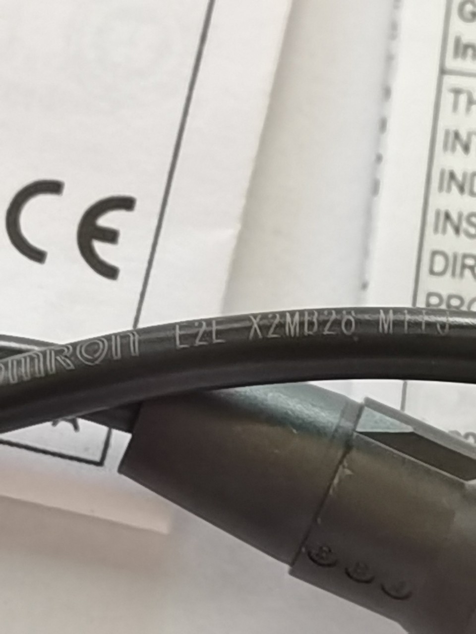 接近开关 E2E-X2MB28-M1TJ 限位开关