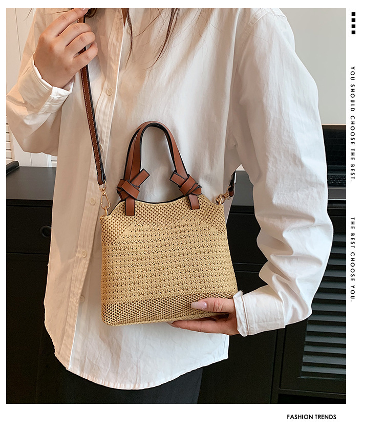 Woven with high aesthetic value, 2023 new vegetable basket bag, Korean chip niche, forest style mesh hollowed out_voghion.com