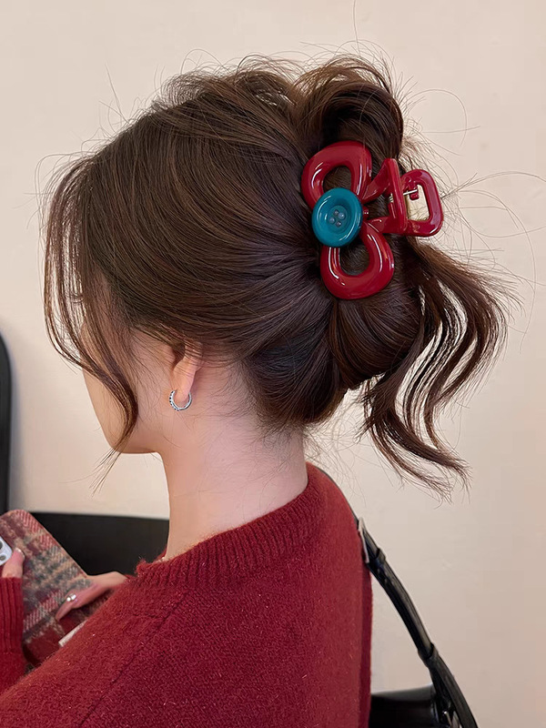 2025年新作フレンチサテン三角グリッパー、女性用ハイエンド後頭部ヘアシャーククリップ、気質と多用途のヘアアクセサリー|undefined
