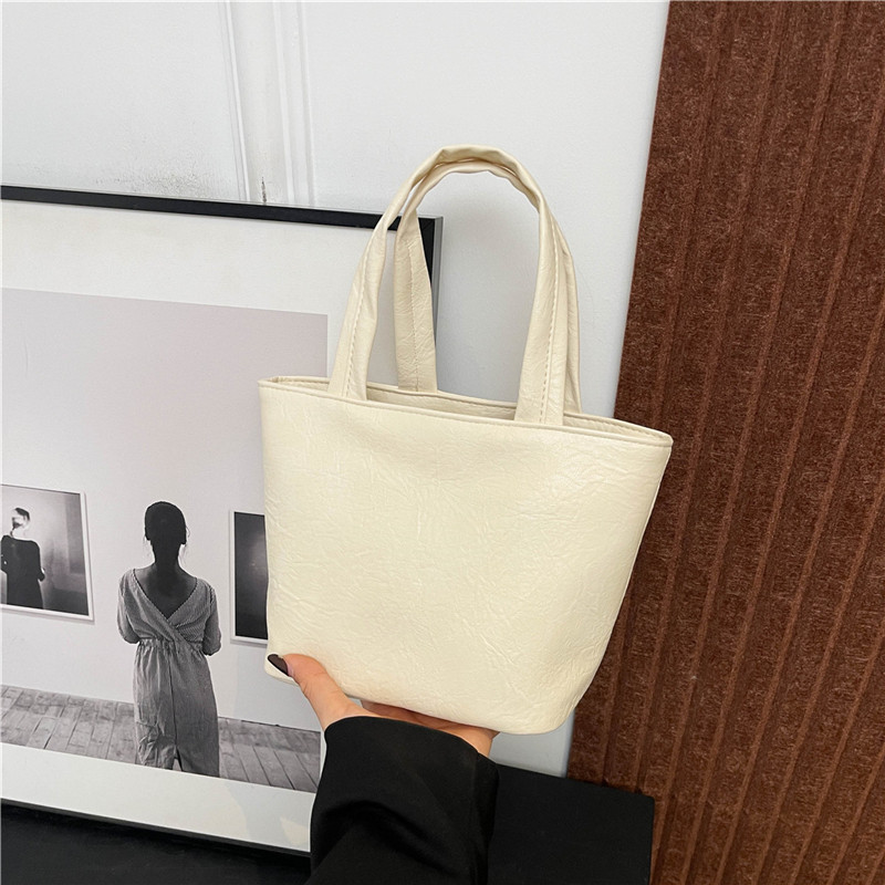2024 invierno nicho de ocio bolso de mano cuadrado bolso de cuero suave simple viaje de hombro bolso de braza para trabajar bolso de mujer