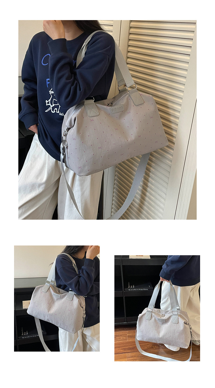 Lightweight large capacity travel bag, portable storage for business trips