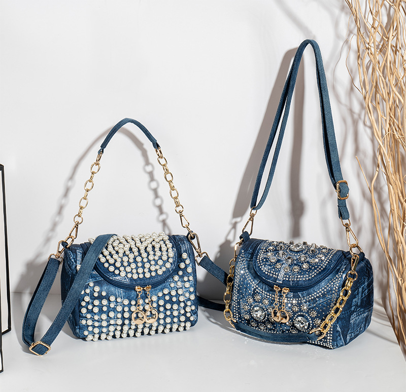 Frau Mittel Alle Jahreszeiten Denim Geometrisch Mode Strass Perle Kissenform Reißverschluss Schultertasche Handtasche display picture 1