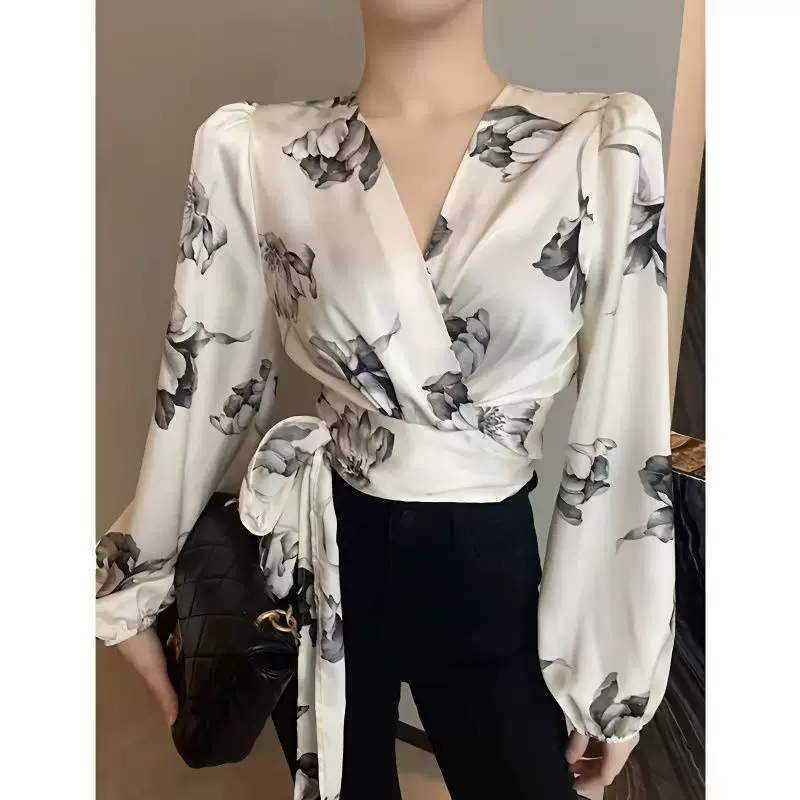 Shiffon belt, spring shirt, trend of season