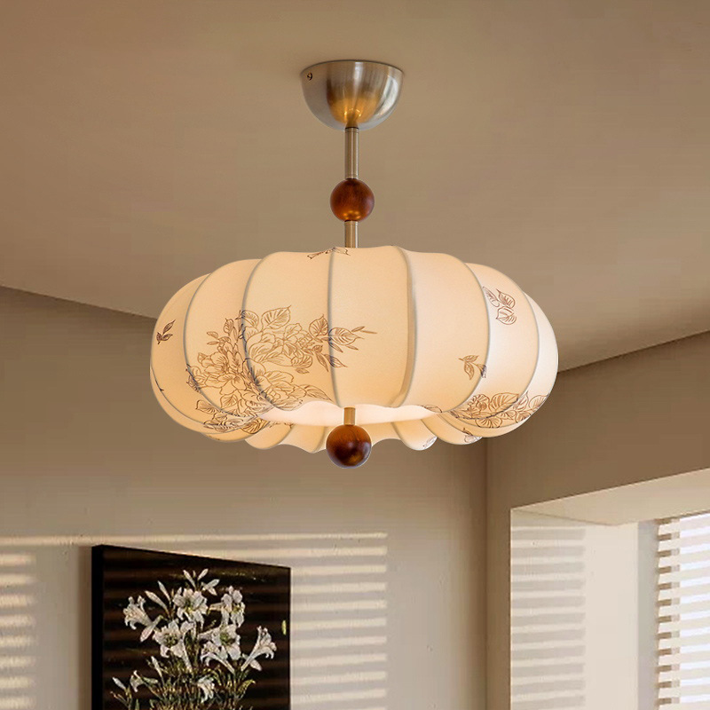 French Retro Style Bedroom Chandelier Fabric Pattern Middle Ancient Restaurant Nanyang Solid Wood Silent Style Warm Room Main Lamp French Retro Style Bedroom Chandelier Fabric Pattern Middle Ancient Restaurant Nanyang Solid Wood Silent Style Warm Room Main Lamp