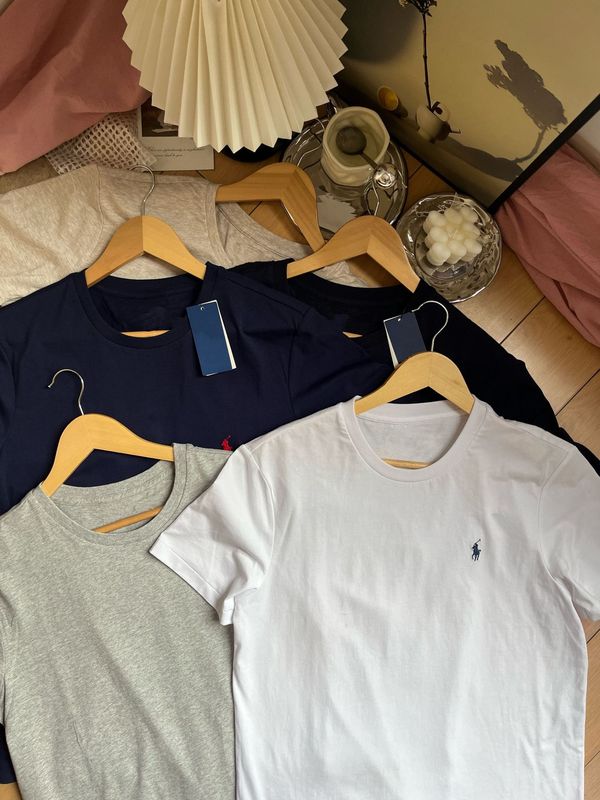 オリジナルの外国貿易は高品質の純綿の馬の刺繍の男性の半袖のtシャツのカジュアルな百合の上着の男性をスキャンすることができます。|undefined