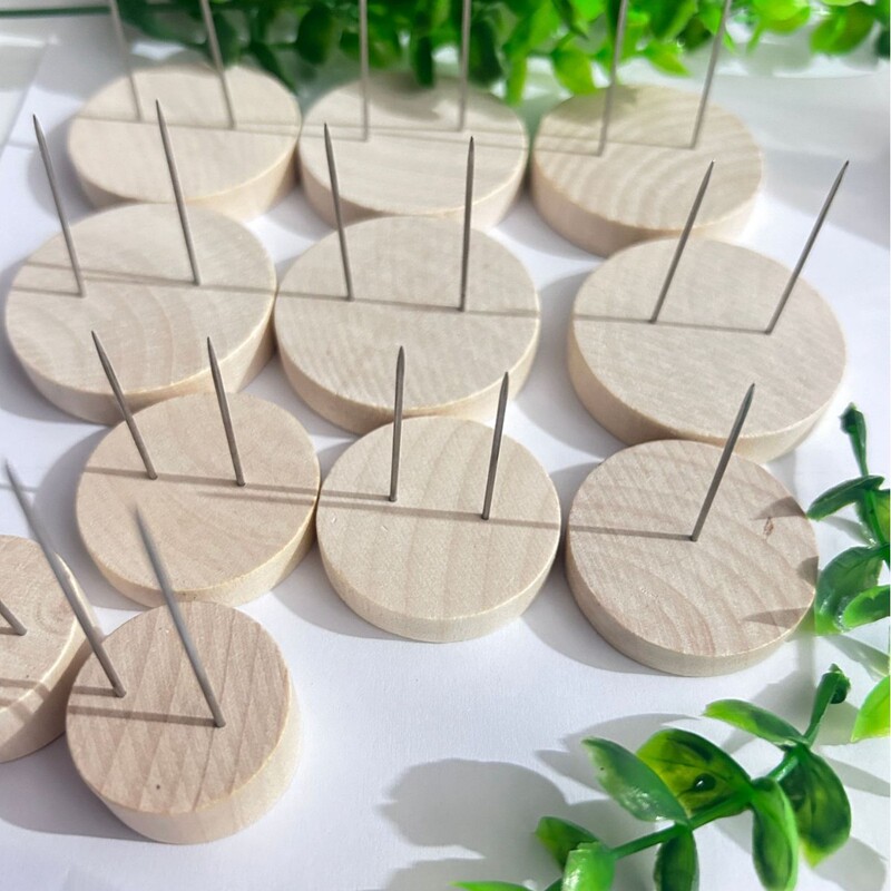 Solid wood fixed direct selling hand-woven doll base standing doll doll stand doll base support frame