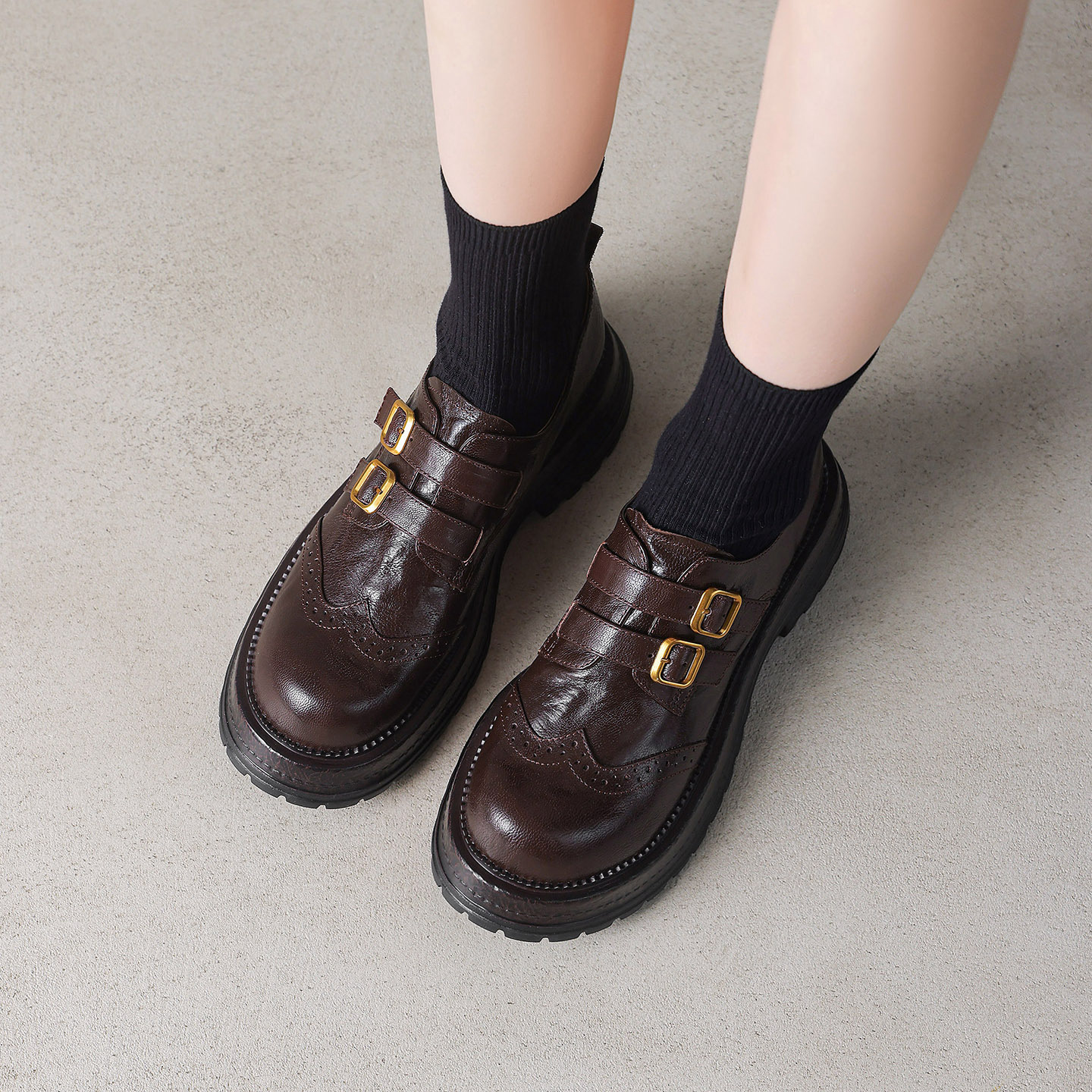 Giày loafer nữ đế dày mũi tròn gót vuông ổn định, khóa thắt lưng kép — màu nâu