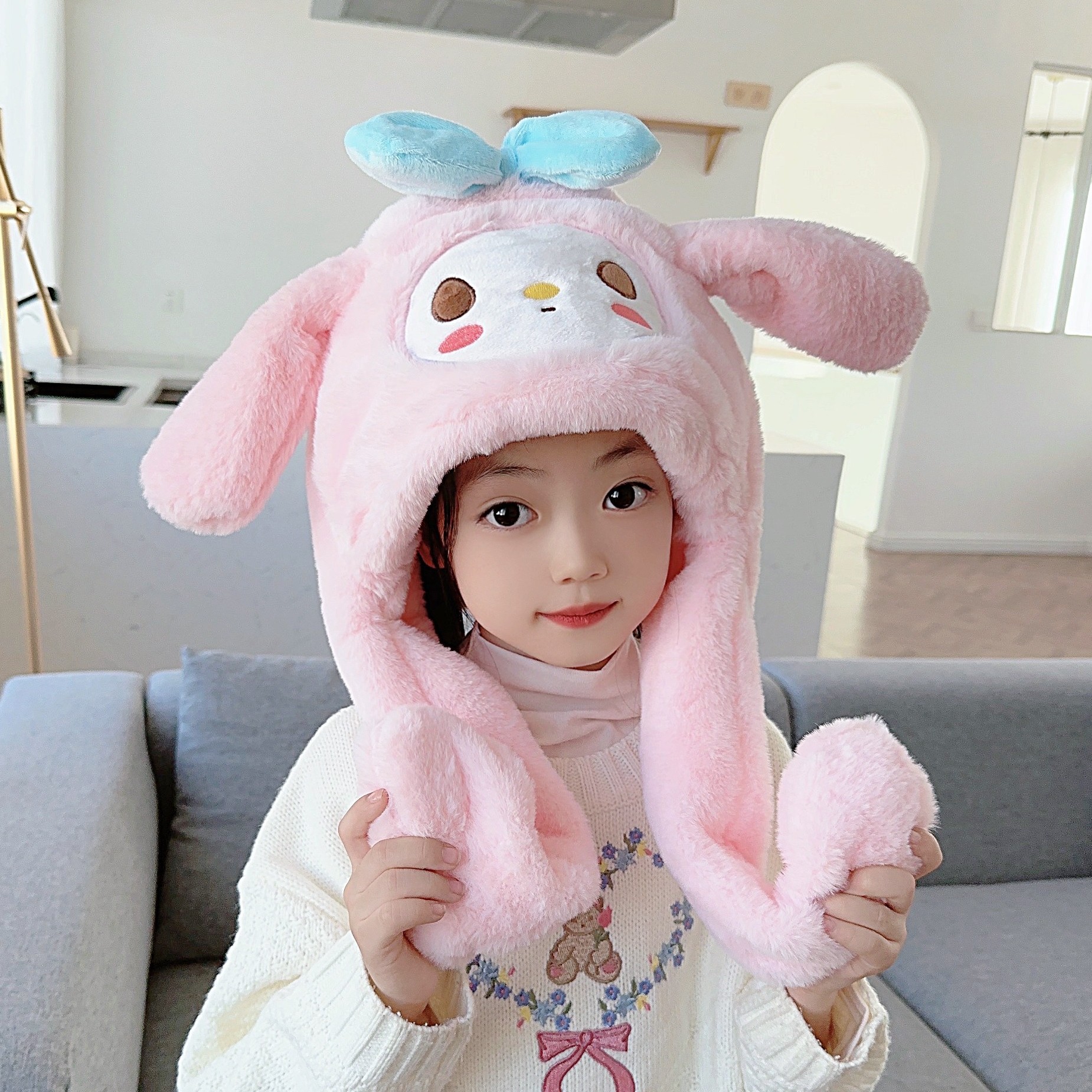 抖音同款兔子耳朵帽子女秋冬网红可爱一捏耳朵会动的帽子围巾一体