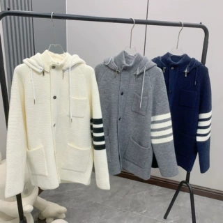 tb重工菠萝针毛衣外套女秋冬软糯减龄宽松保暖连帽上衣加工定制