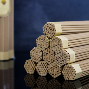 Natural Agarwood Incense Sticks Wholesale by the Kilogram for Buddhist Offerings, Temple Incense, and Prayer Offerings