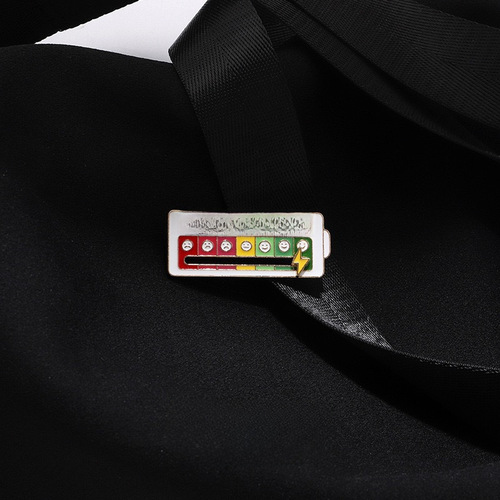 Battery Mood Brooch New Energy Conversion Creates Social Meaning Metal Badges Cute For Men And Women Bags Clothes Accessories