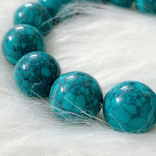 ���ھG��ʯ�ִ��W����朆�Ȧ��Ů�A��ˮ�y������������