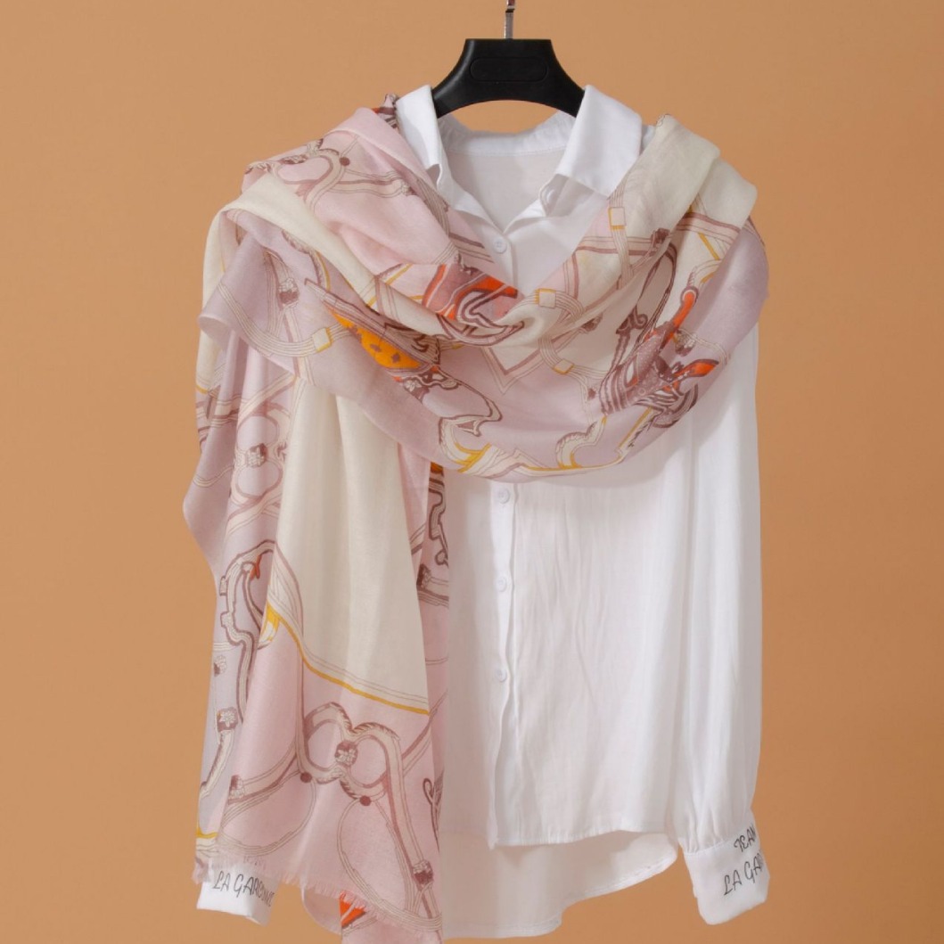 Fábrica de Mongolia Interior cabello recto impresión de cachemira ligera y delgada otoño y invierno cuatro estaciones de hombro bufandas para mujeres