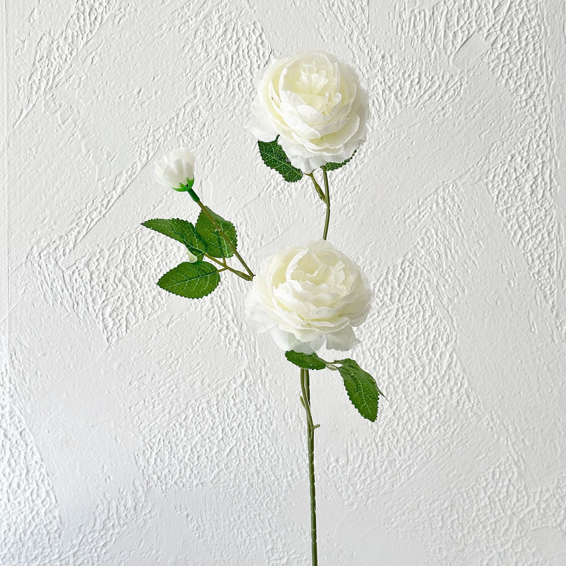 Flores falsas blancas Flores artificiales Flores para bodas Auditorio de bodas Decoración del hotel Techo artificial Flores artificiales Flores falsas