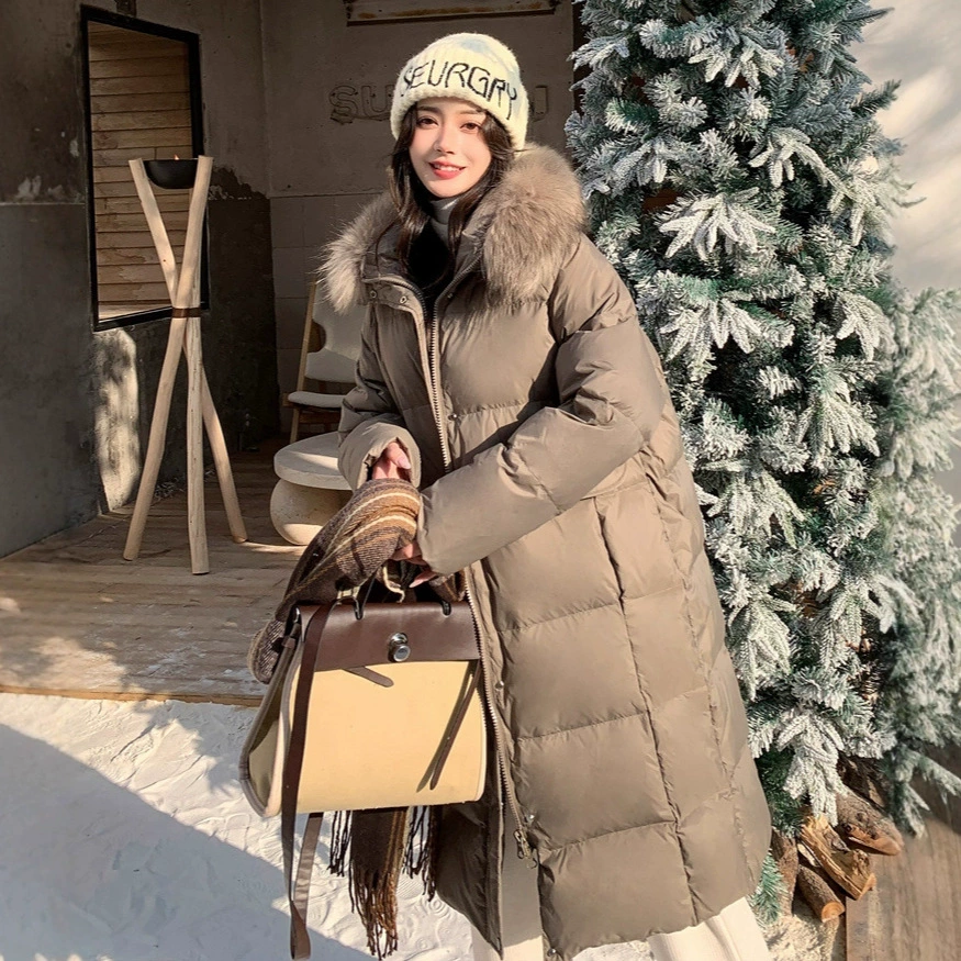 Зимнее пальто 2025 года, корейская версия, очень большого размера, для полных женщин, толстое, длинное, свободное, с наполнителем из белого утиного пуха, модель 217
