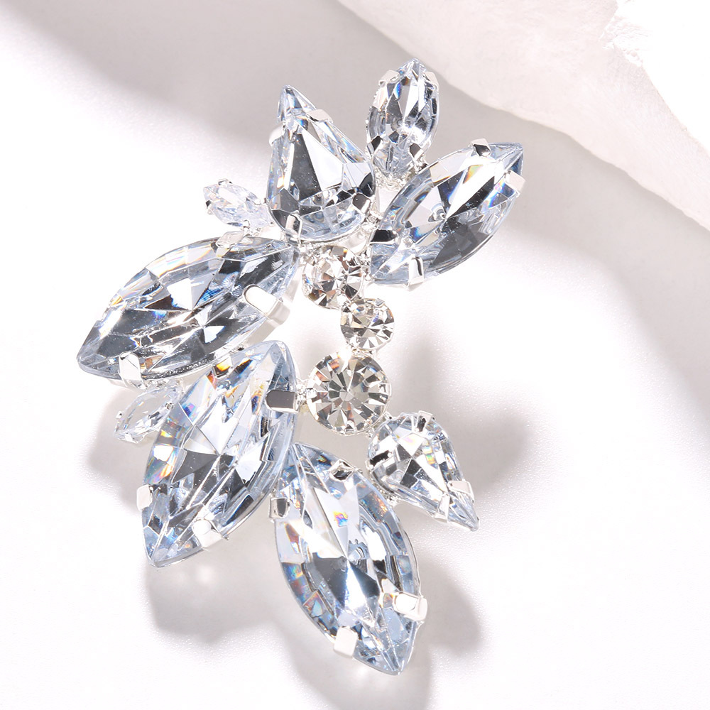 1 Pair Irregular Elegant Rhinestone Plating Ear Studs display picture 4