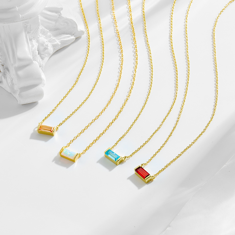 Venta caliente transfronteriza europea y americana colgante de piedra de doce cumpleaños cadena de clavícula mujer 925 plata de ley simple moda collar de piedra de la suerte