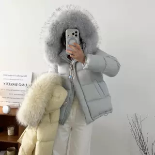 泡芙羽绒服女短款2026冬季新款加厚保暖90白鸭绒大毛领连帽面包服