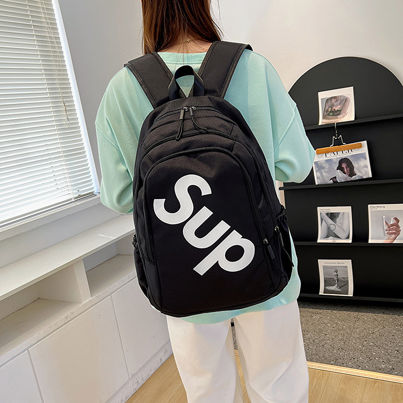 Fashionable Japanese Schoolbag Large Capacity Lightweight Backpack for College Students New Korean Casual Fashionable Backpack for Men and Women