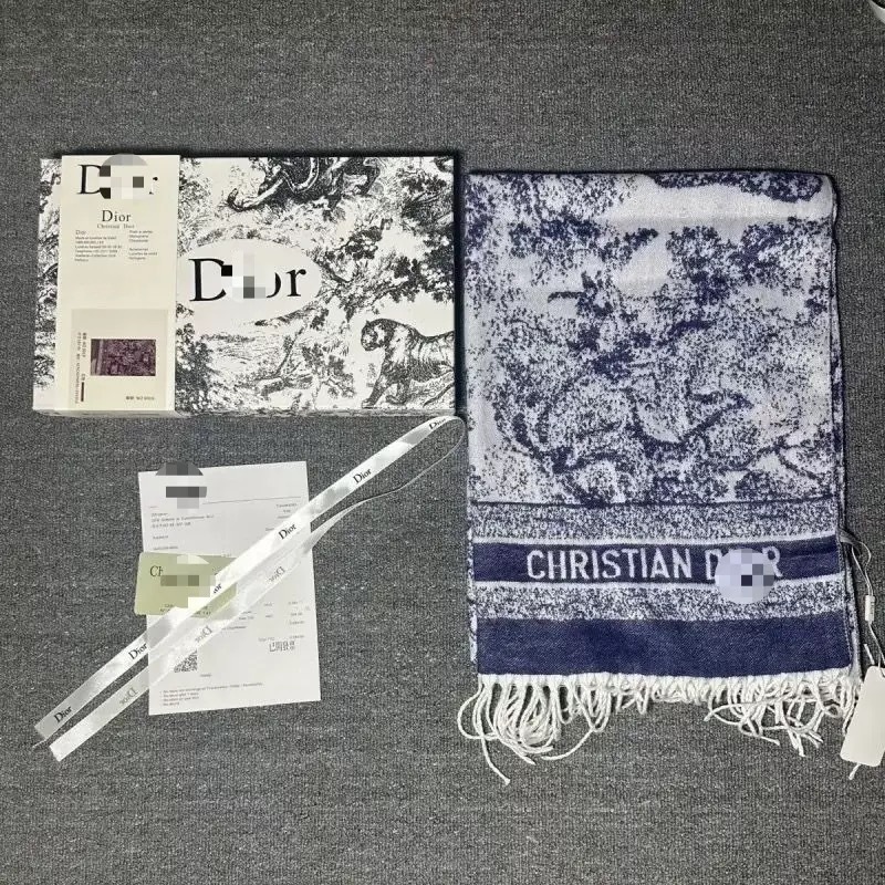 赵丽颖同款D家动物围巾女加厚保暖办公室流苏长款山水画披肩礼盒|undefined