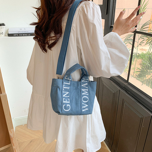 Fashionable canvas small square shoulder bag trendy new Thailand influencer GW letter print unisex crossbody bag