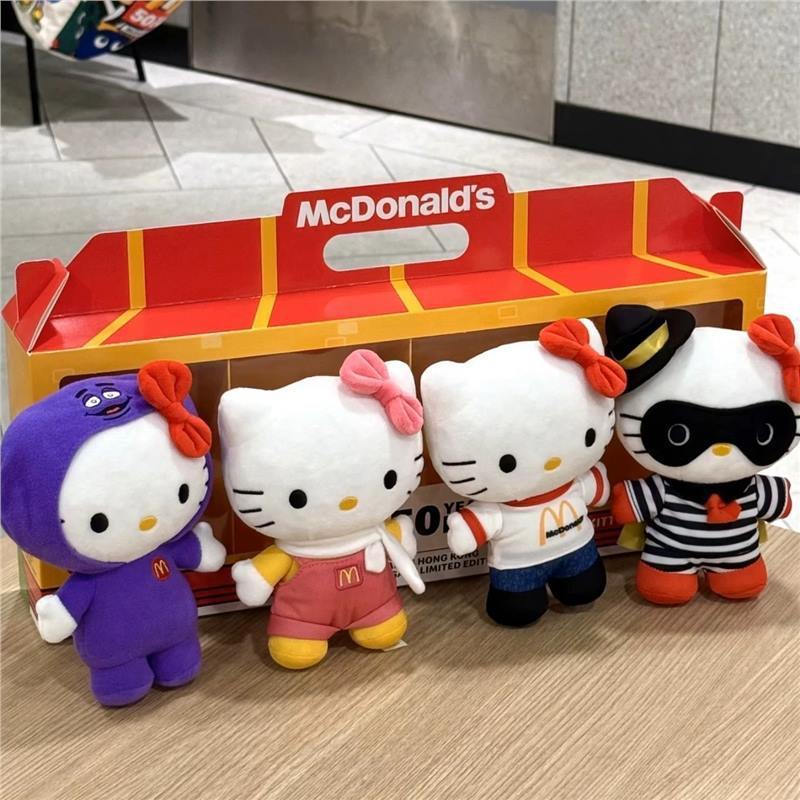 【正版】麦当劳Hello Kitty50周年家族系列毛绒公仔玩具礼盒|undefined