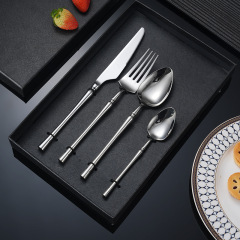 アマゾンクロスボーダーステンレス鋼食器スモールウエストセットウエスタンステーキナイフ、フォーク、スプーン4つのメインピースギフトボックスセット