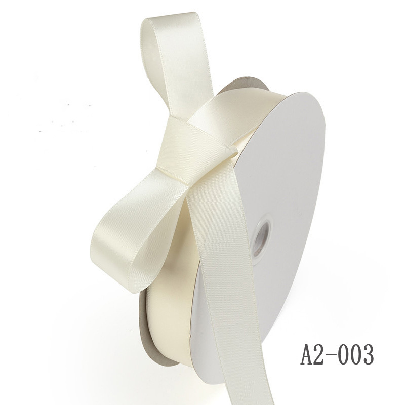 Cinta de regalo de cinta de color sólido de poliéster de una cara de 2,5 cm, cinta de embalaje, boda, cumpleaños, supermercado, tienda de conveniencia, cinta al por mayor