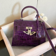 �؃r��ƷŮʿ����2026�¿��ɫ���{�~�y������W���r�в��˲��Q