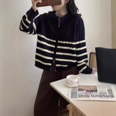 2025秋冬新款毛衣女条纹撞色外套简约双拉链短款针织开衫百搭女装