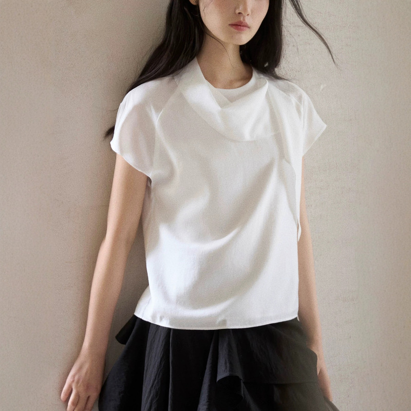 Ginnkee Lightweight Material Short-Sleeved Shirt with Ribbon Design