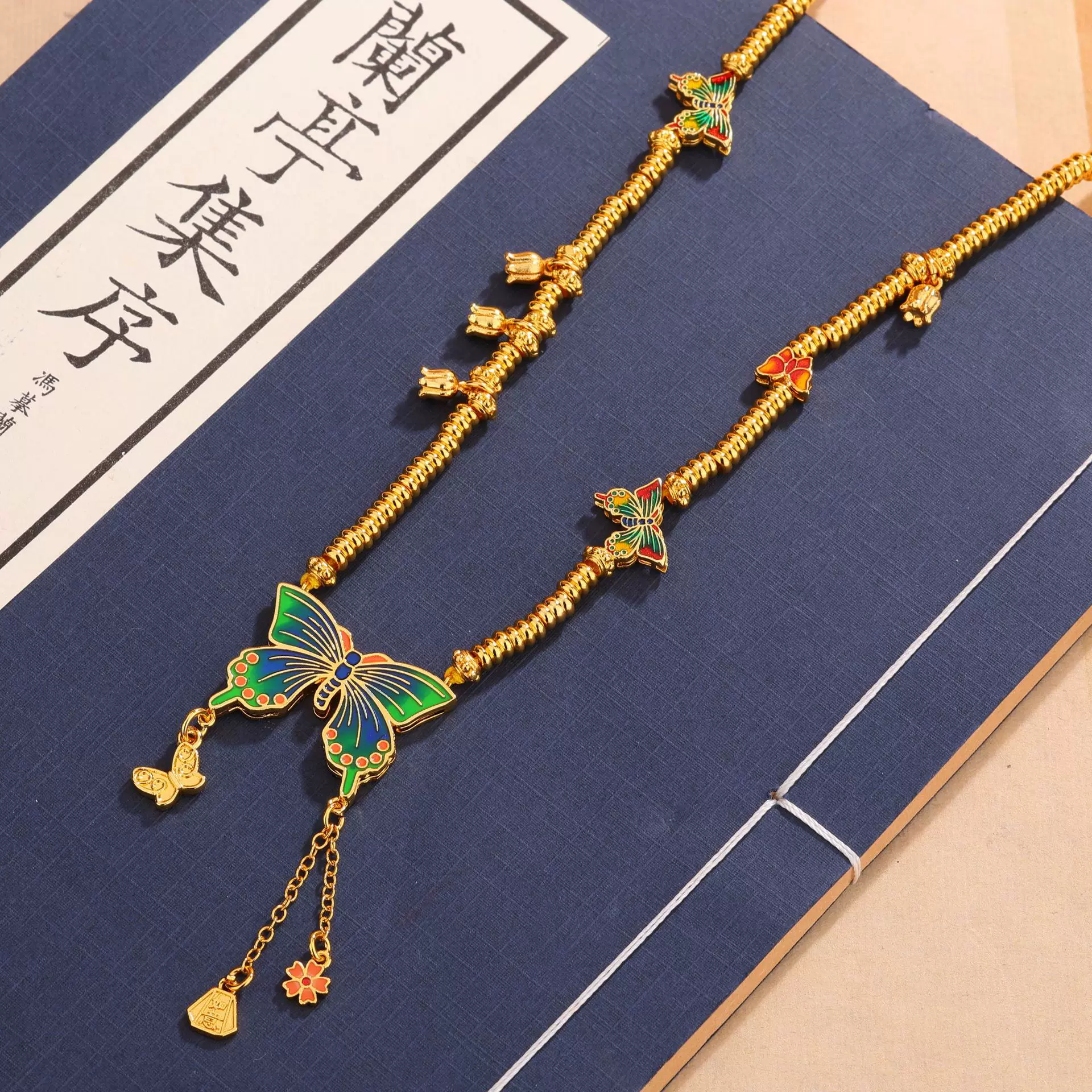 古法沙金蝴蝶吊坠毛项链衣链999烧蓝珐琅工艺锁骨链在逃公主饰品