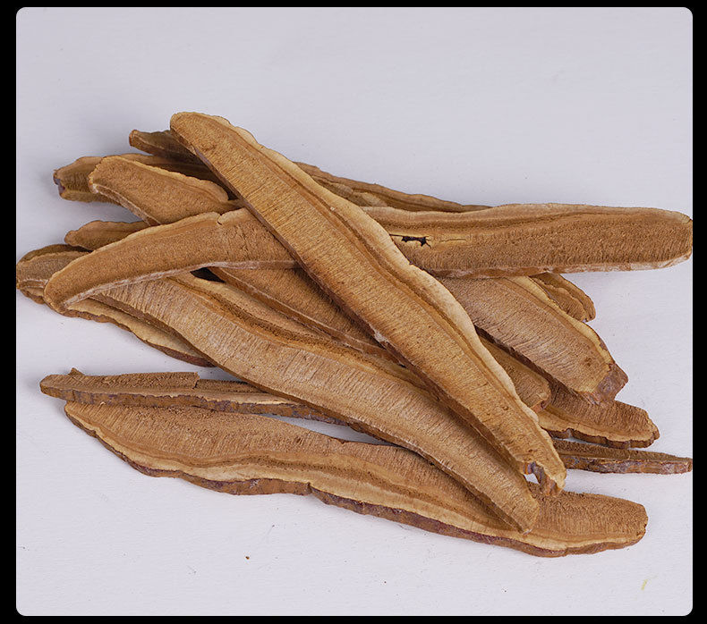 Reishi Mushroom Slices (Ganoderma lucidum) — Dried Ling Zhi Slices for Tea & Wine Soaking in use