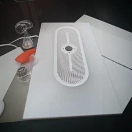 广告机;触碰一体机;电脑支架