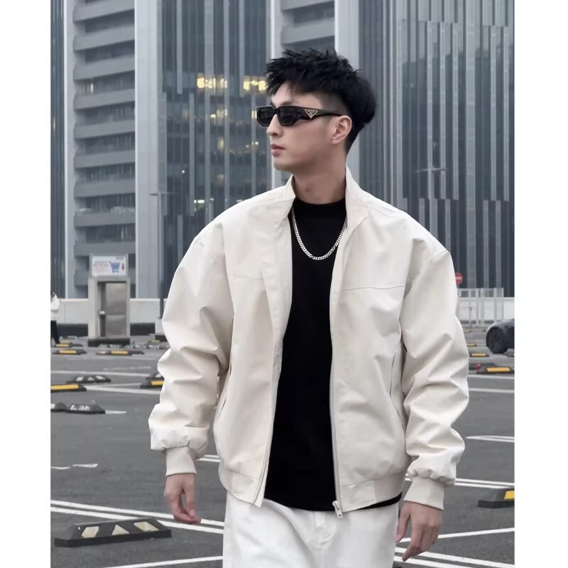 American-Style Cool and Sophisticated White Jacket for Men, Spring and Autumn Cleanfit Stand-Collar Pilot Coach Baseball Jacket American-Style Cool and Sophisticated White Jacket for Men, Spring and Autumn Cleanfit Stand-Collar Pilot Coach Baseball Jacket
