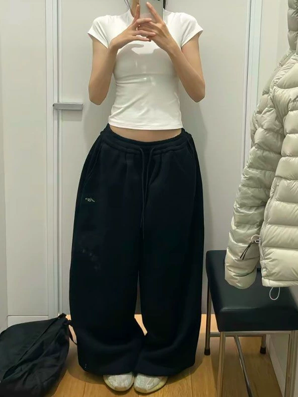 Ретро спортивные брюки, свободный оверсайз фасон, повседневный стиль, несколько цветов и размеров