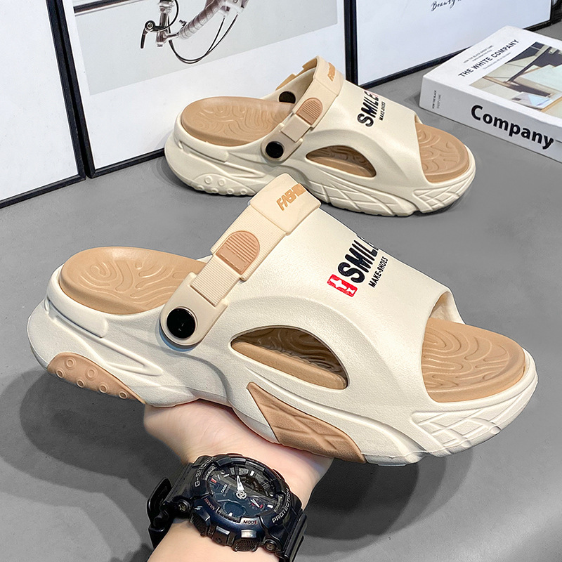 Sensación de mierda pantuflas de gran tamaño para hombres verano 2025 nuevas sandalias deportivas exteriores ropa casual playa sandalias y pantuflas de doble uso para hombres