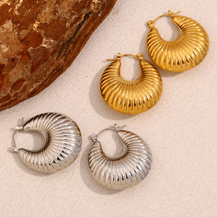 �W���羳���u���s�ٴ�Զ��Ʒ���P��18K����Ǽy���Ķ��hŮ