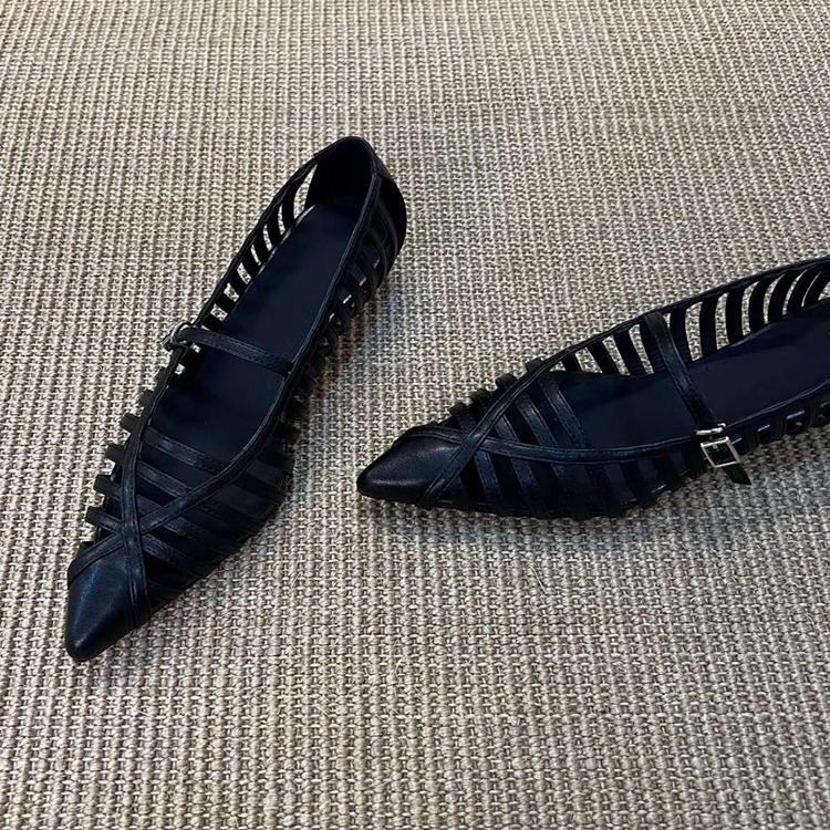 Soft Leather Version!! French Cut Out Woven Pointed Toe Low-Heeled Shoes for Women 2025 New Style Breathable and Comfortable Trendyy Sandals