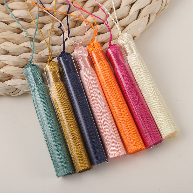 Bulk 8cm Short Fat Tassel Pendant Necklace Car Hook Incense Bag Fashion Accessories Bookmark DIY Polyester Tassel