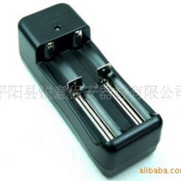 雙槽雙充18650 14500 充滿自停充電器